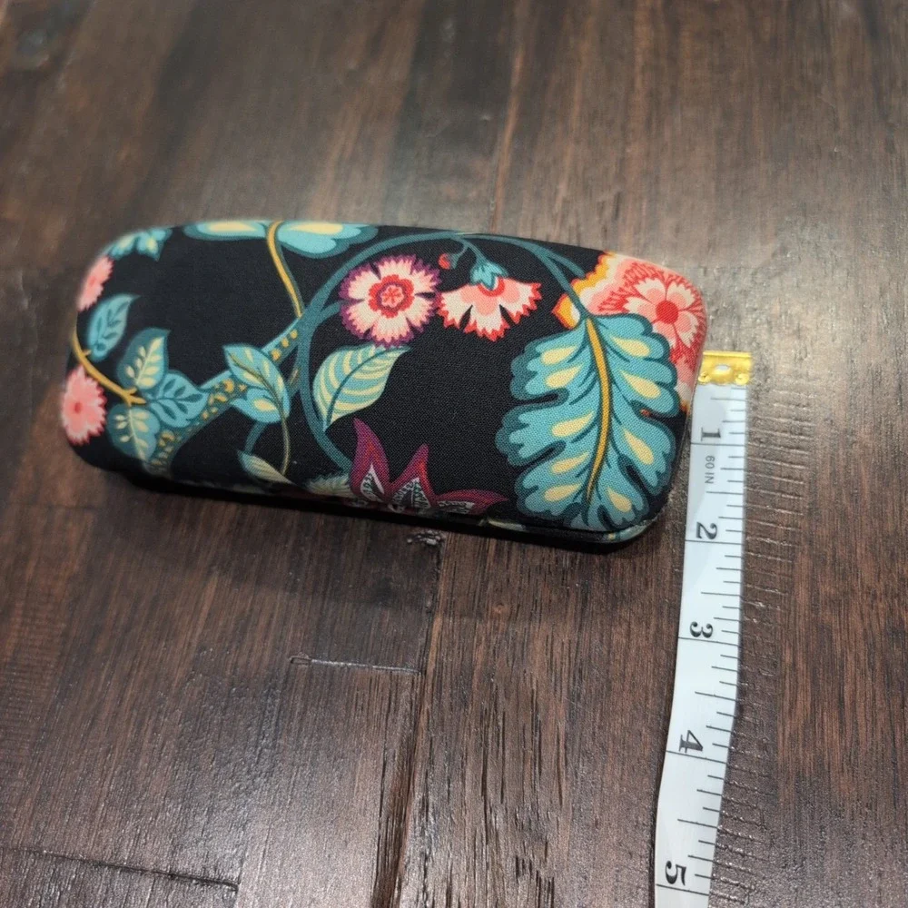 Vera Bradley Vines Floral Clamshell Eyeglasses‎ Case 6.5x2 Women's Green Pink